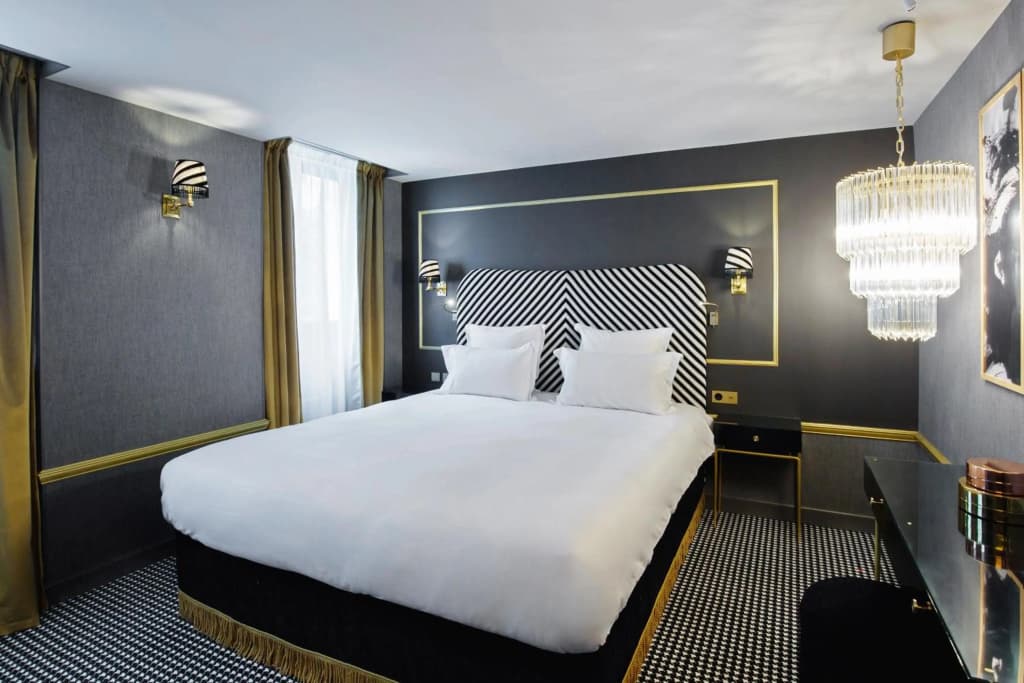 Snob Hotel - photo 26