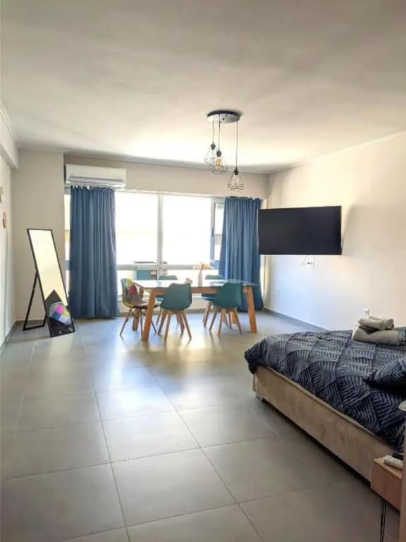 Ermou Deluxe Suite by Aesthetic & Luxurious Living - photo 1