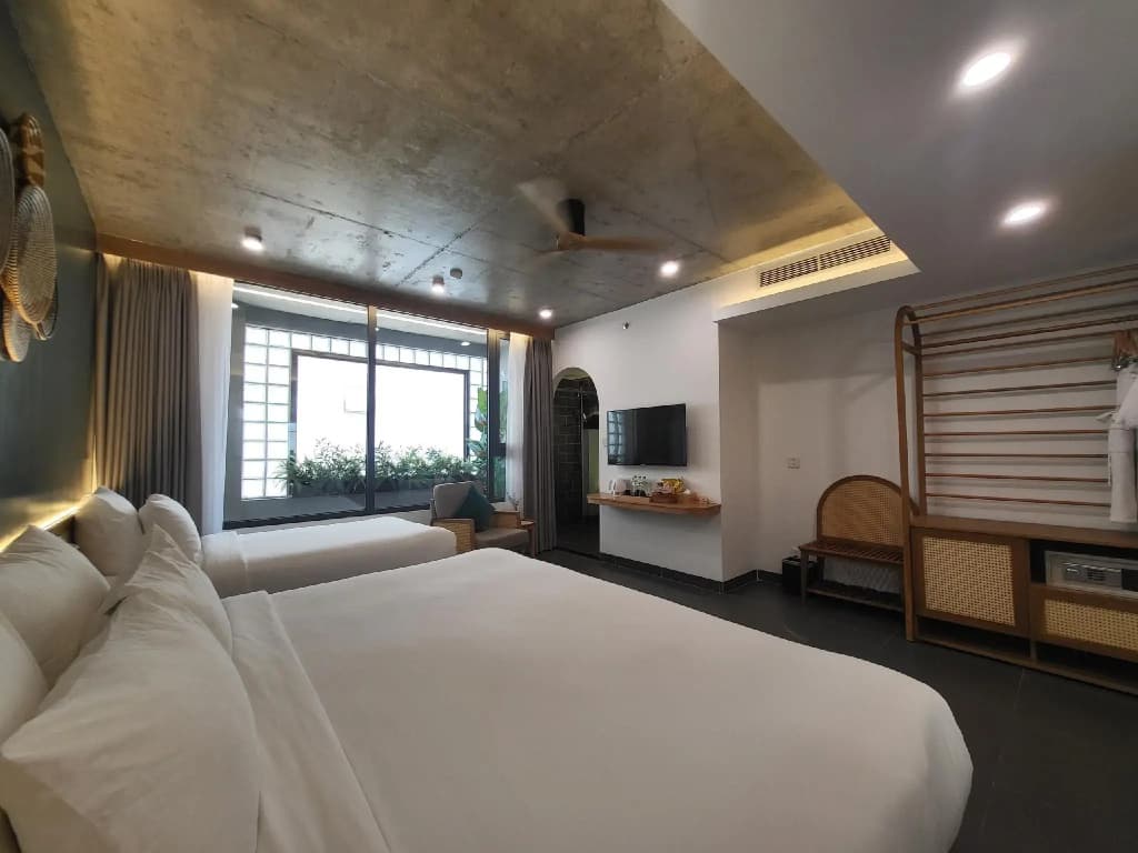 Leaf Beachfront Hotel Da Nang - photo 3