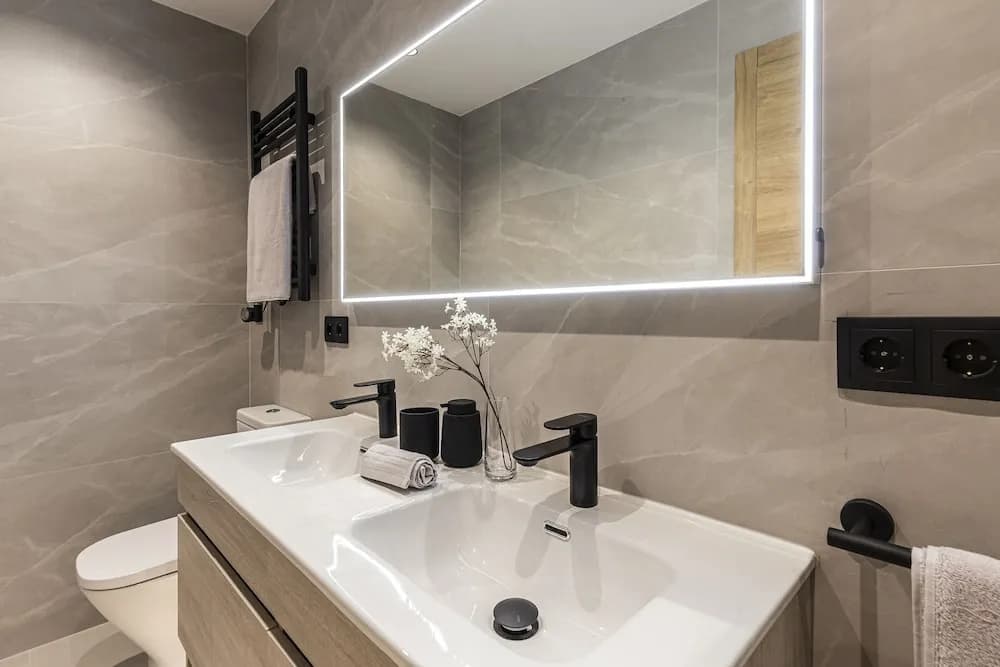 MH Apartments Soho Madrid - photo 8