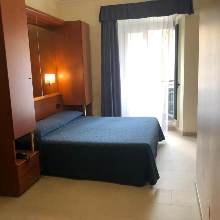 Hotel Aurora - photo 28