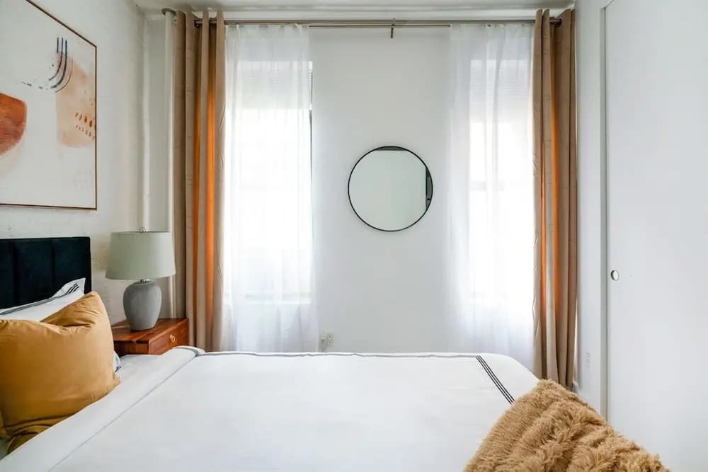 1290-7 New Renovated 2 Bedrooms in UES - photo 5