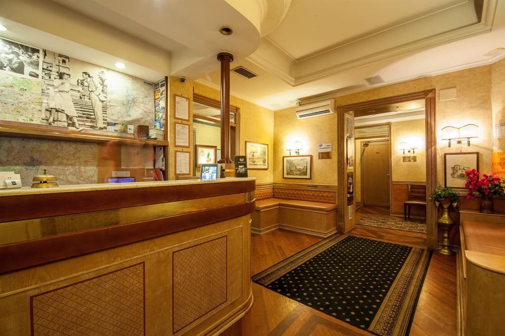 Hotel Pomezia - photo 2