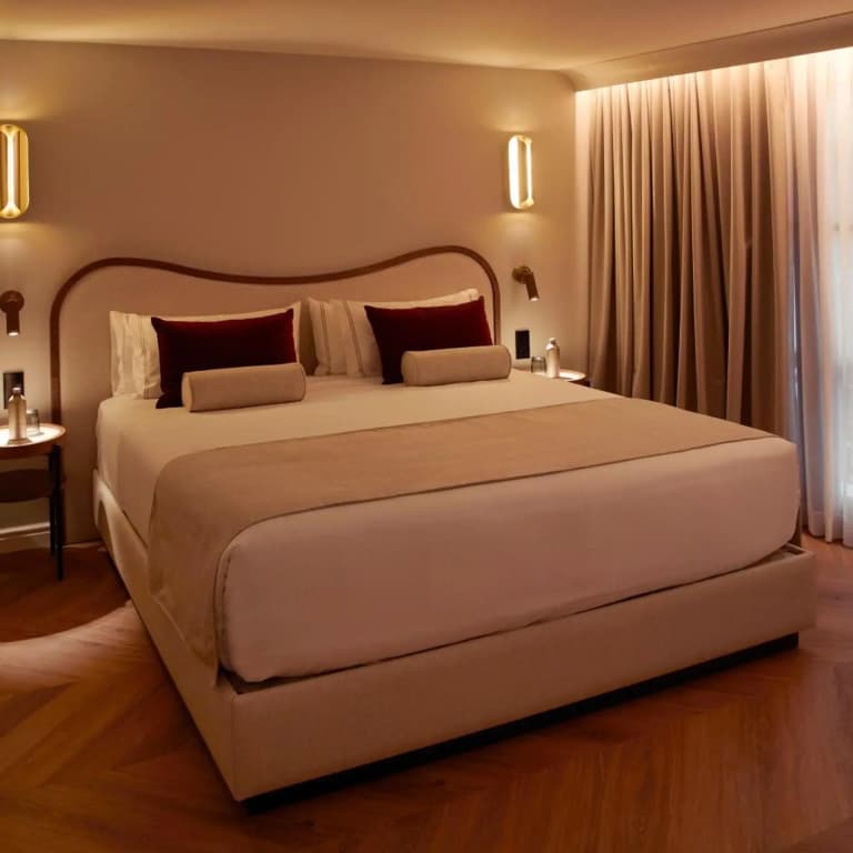 Hotel Condal - photo 32