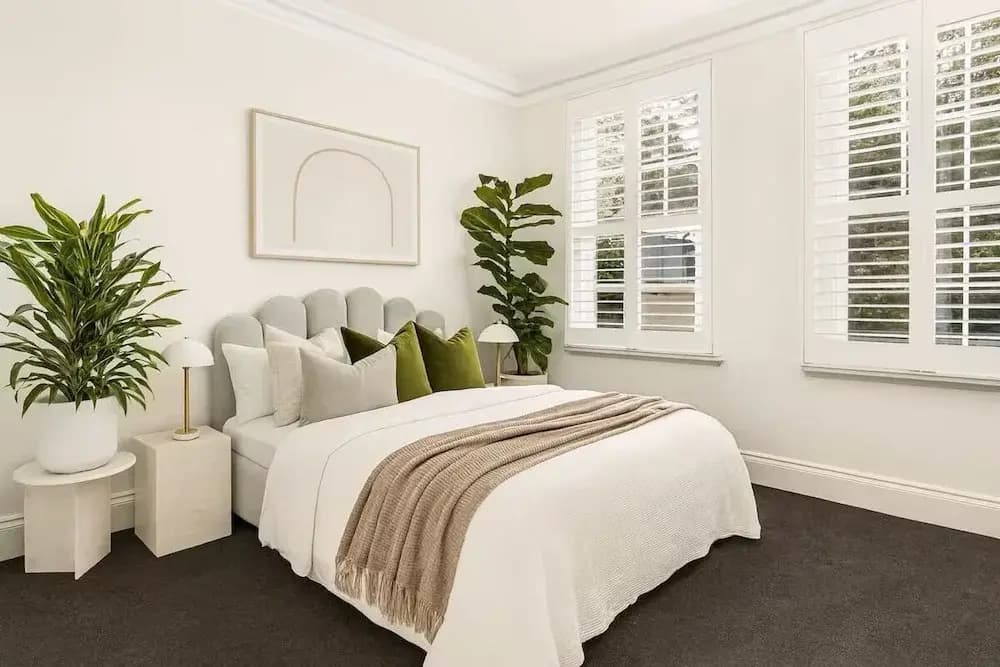 Stylish 4BR City Retreat - photo 3