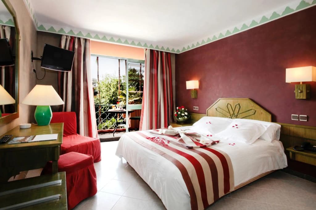 Hotel Chems - photo 2