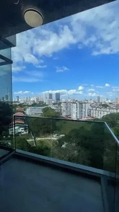 Suites with Infinity Pool at Georgetown B11 - photo 10