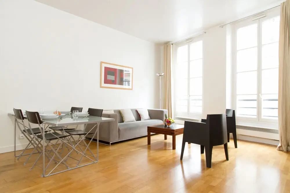 Saint Michel - Cluny Area Apartment - photo 6