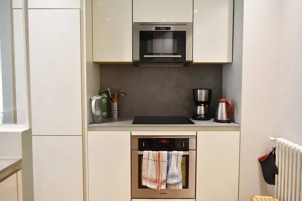 Spacious Parisian Family Apartment - photo 18