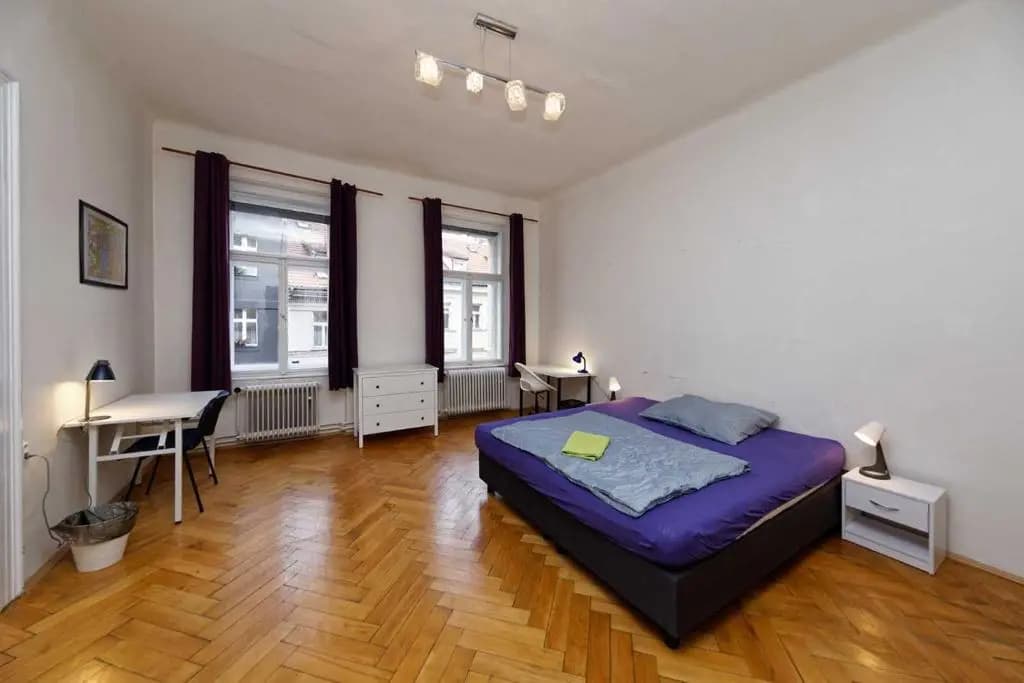 Peter's Tower Apartments - photo 4