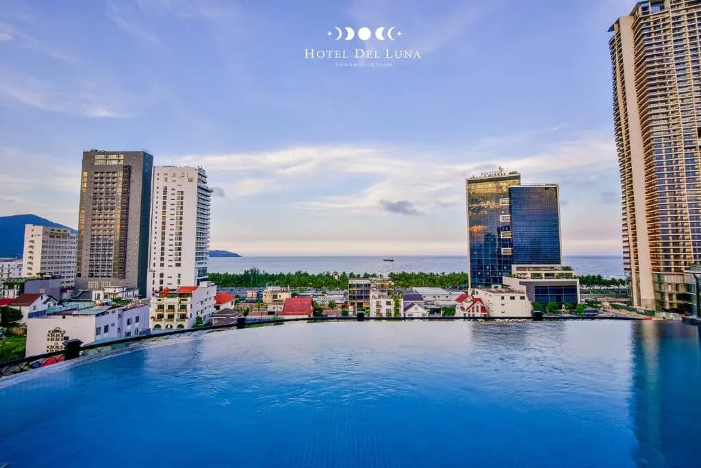 Hotel Del Luna - photo 15