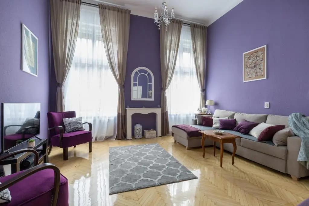 Eclectic Luxury & Spacious 2BR AC Apt in Center - photo 4