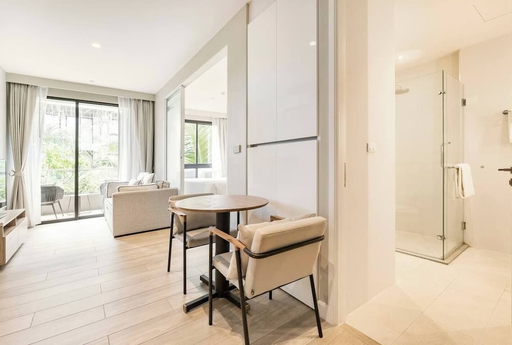 Diamond Condo by Villacarte - photo 1