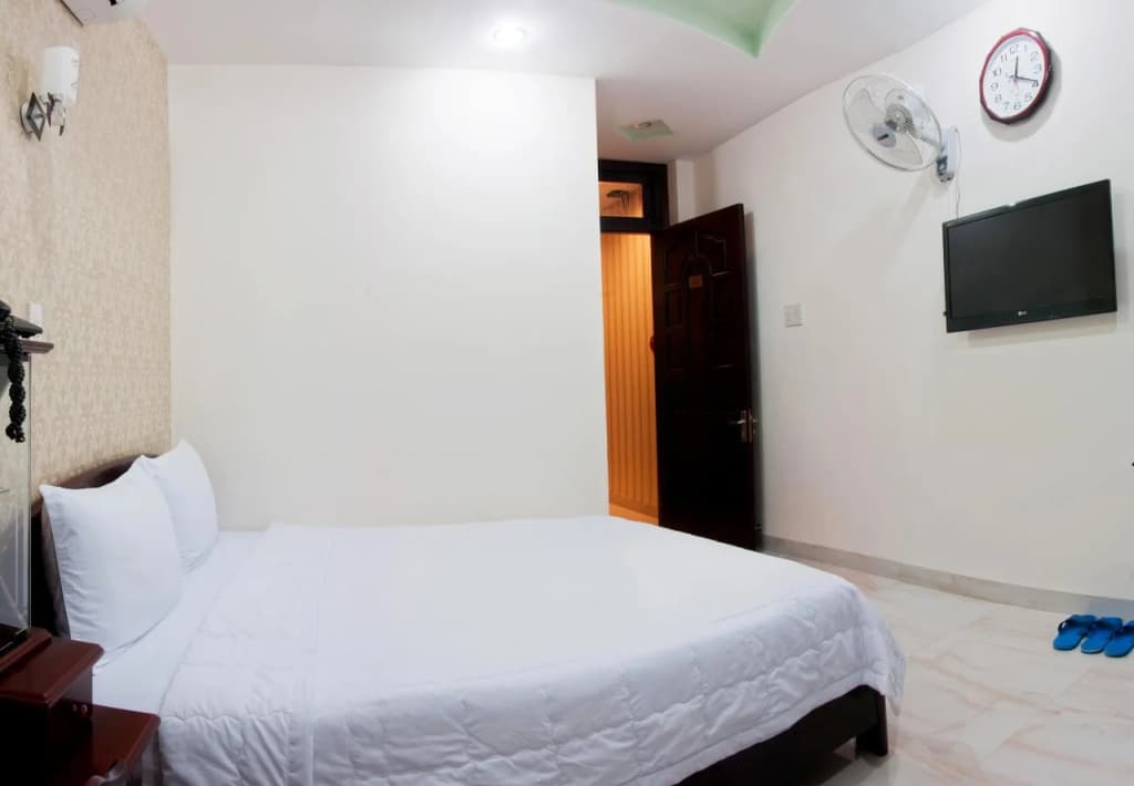 Ha Nhung Hotel - photo 6