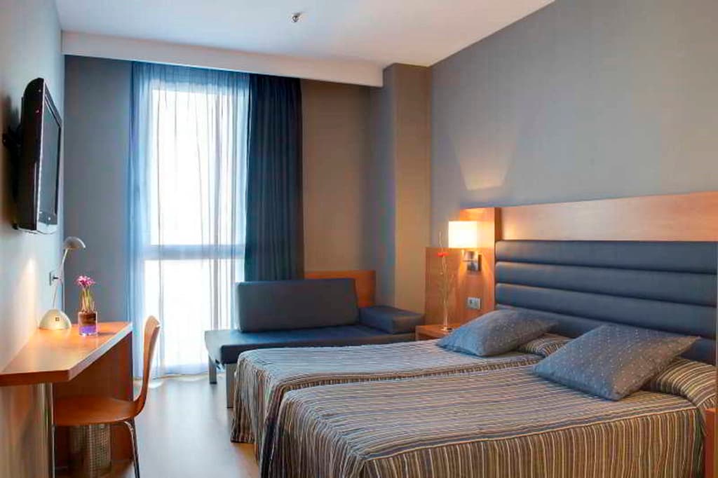 Barcelona Century Hotel - photo 10