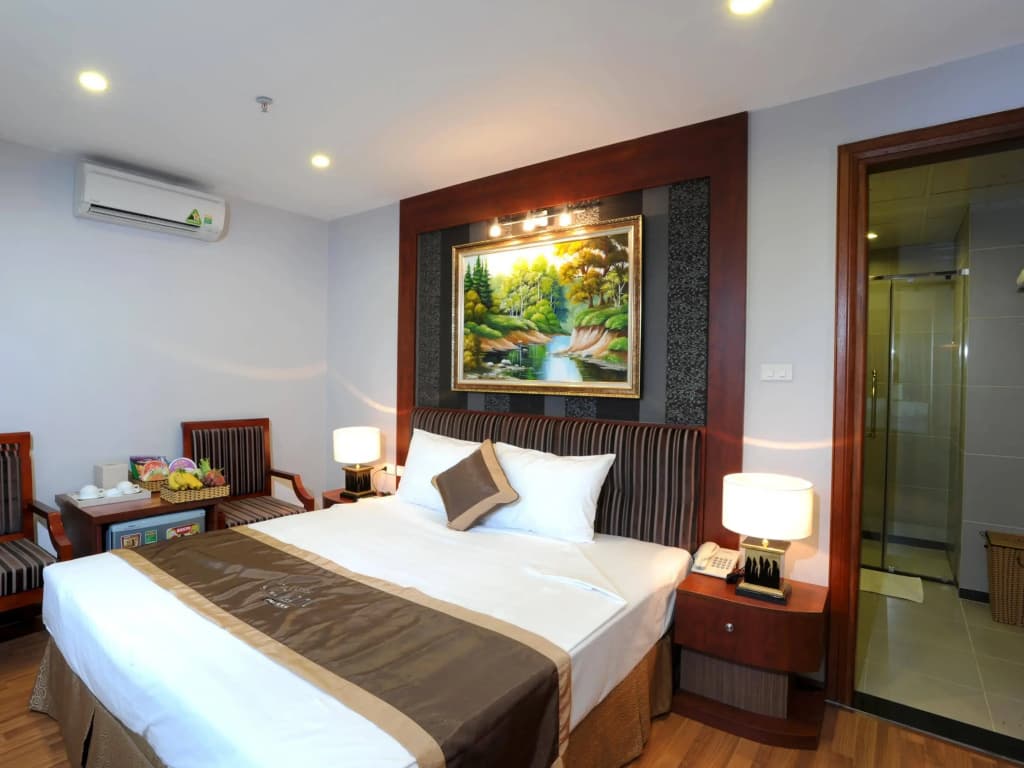 Gallant Hotel - photo 6