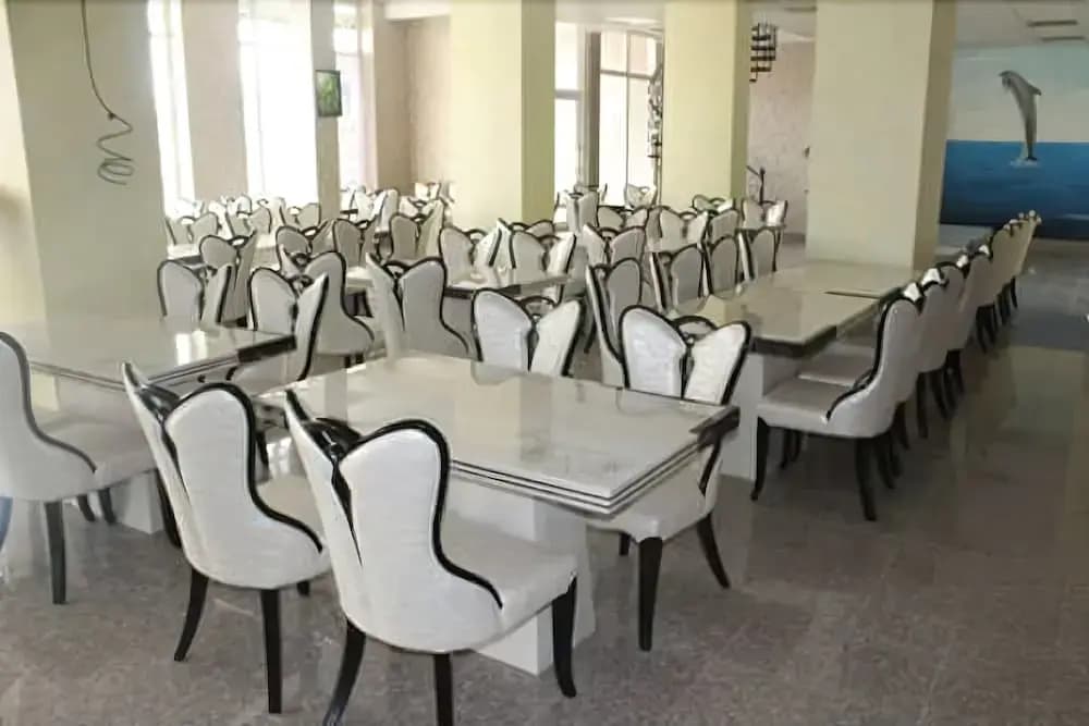 Horizon Hotel Apartments - photo 18