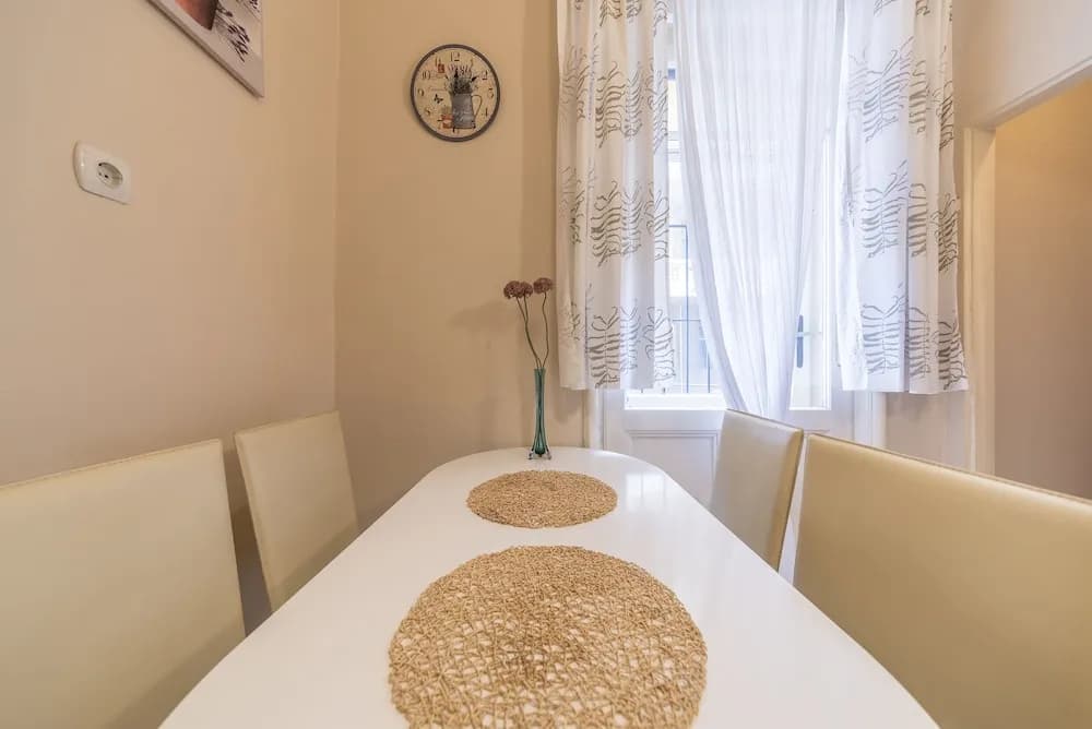 Zumin Apartment - photo 8