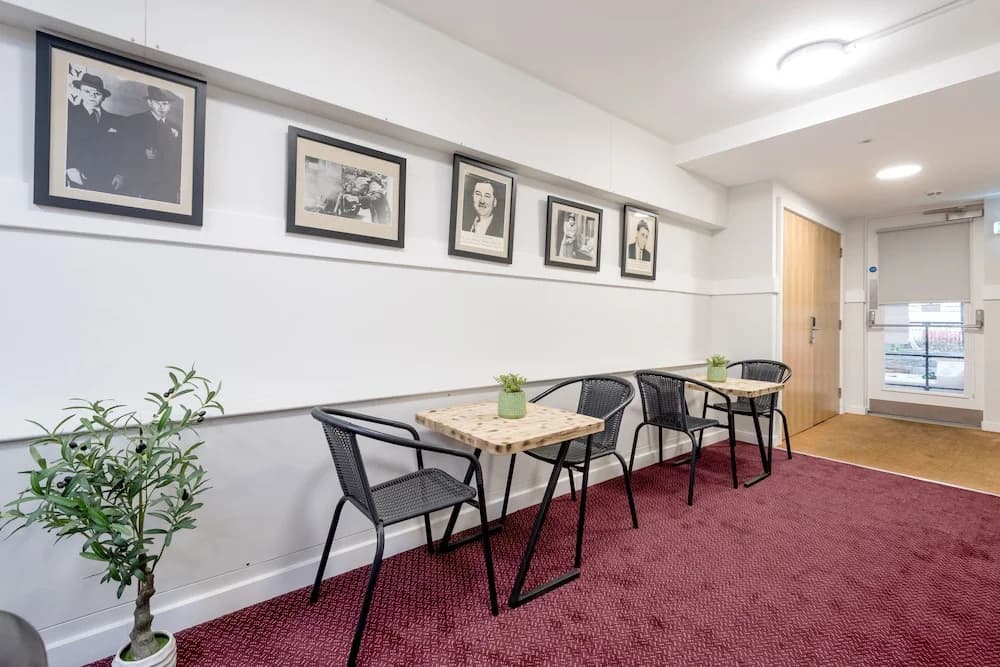 Smith Place Hotel - photo 27