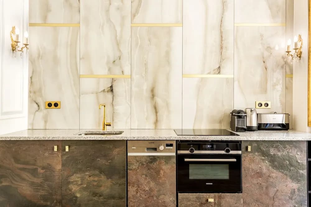 Luxury 3 Bedroom 2 Bathroom Palace Apartment - AC - Louvre - photo 19