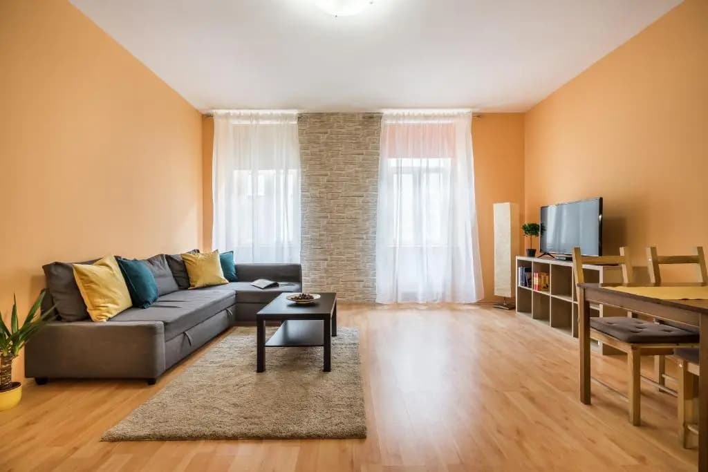 Central Premier Apartment - photo 3
