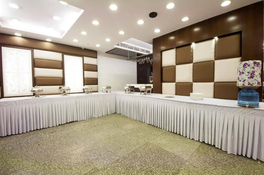 Treebo Trend Hotel Fortuner - photo 8