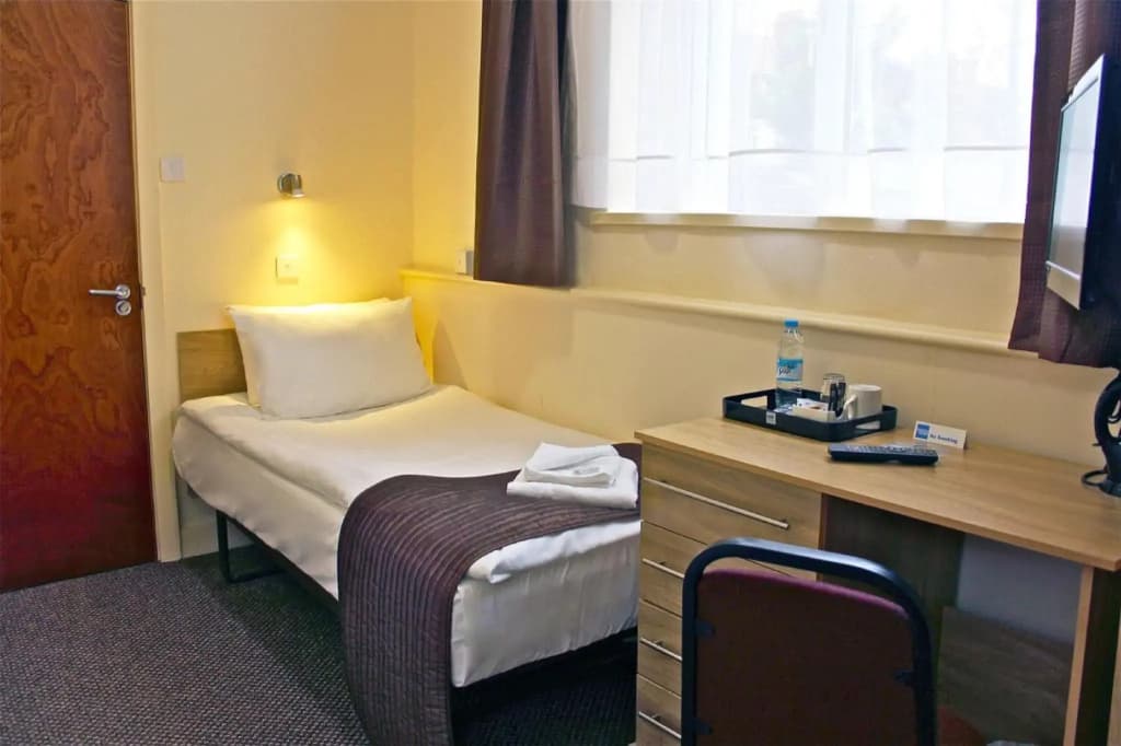 Central Hotel - photo 25