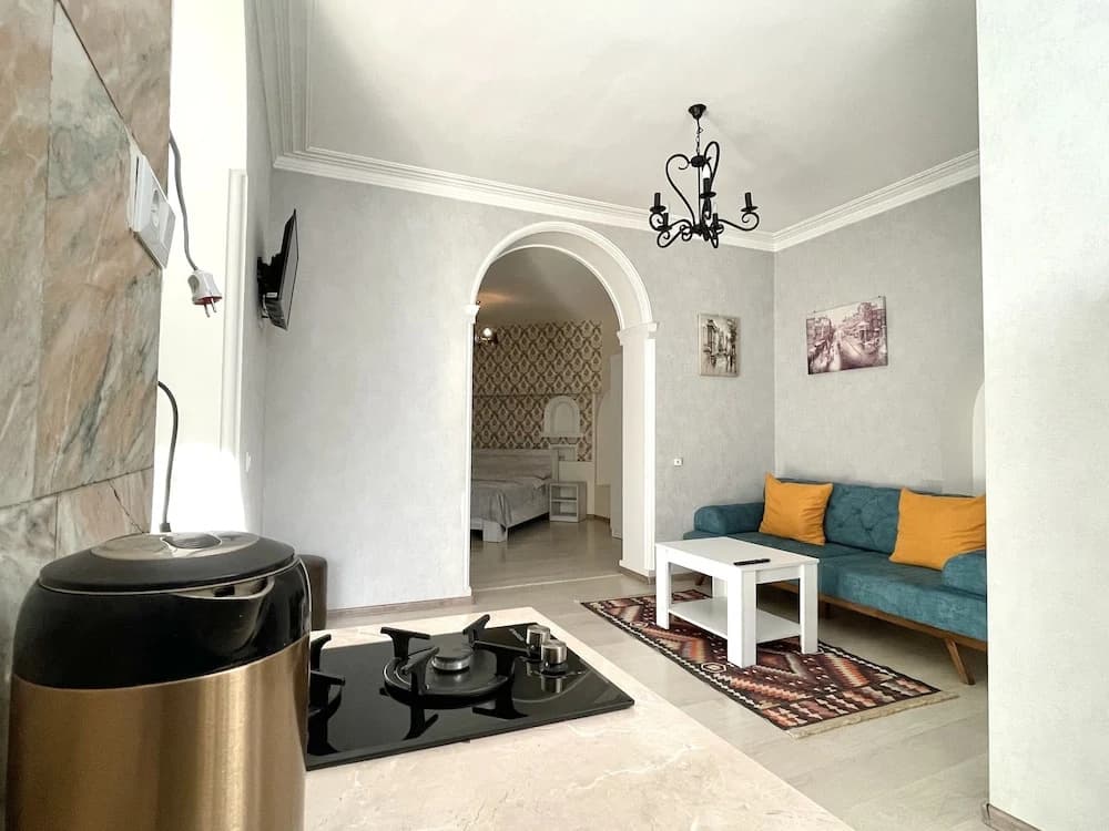 Grayhouse Elia Apartment - photo 34
