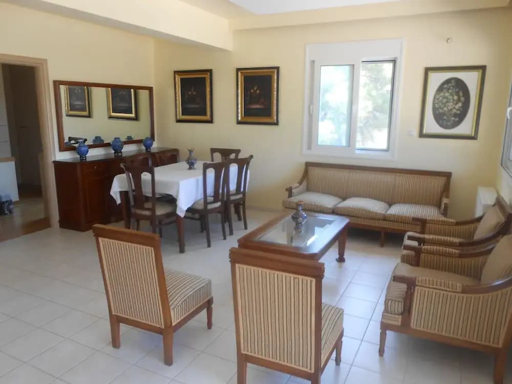 Luxury 2-bed House in Pefkali - photo 6