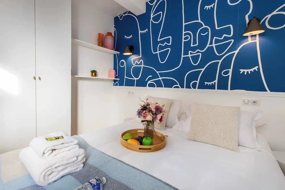 Chic, Comfortable Flat Near rue Montmartre - photo 2
