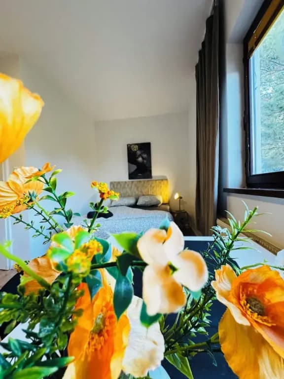 Spacious Budget Home Garden Stay - photo 27