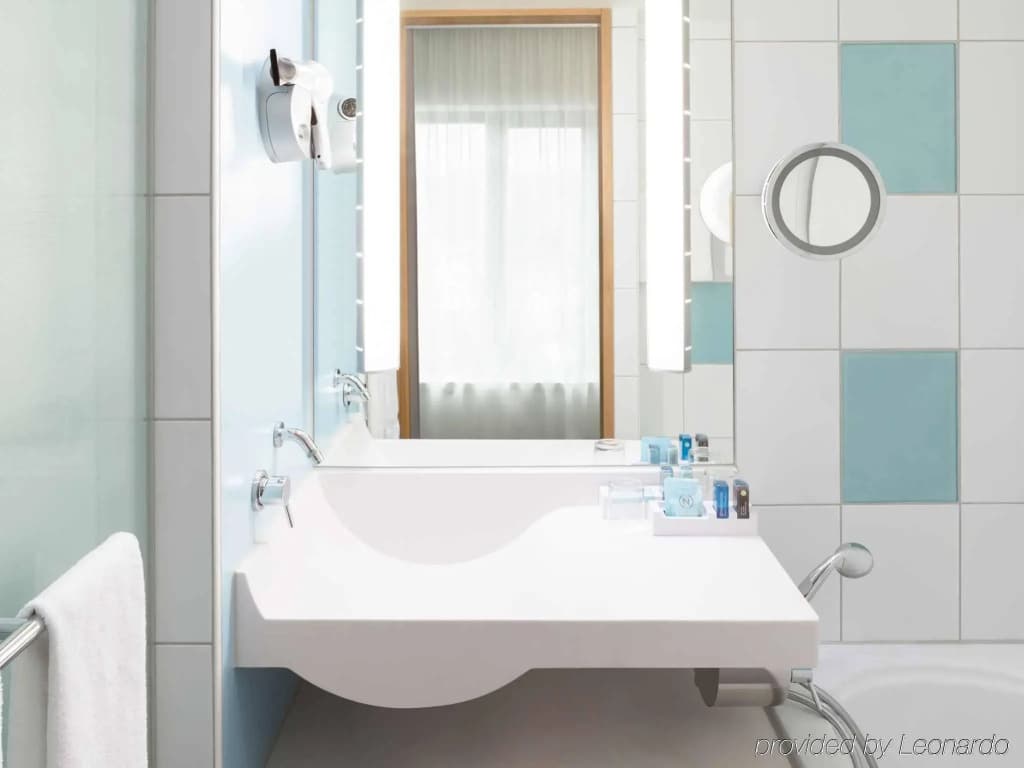 Novotel Berlin Am Tiergarten Hotel - photo 10
