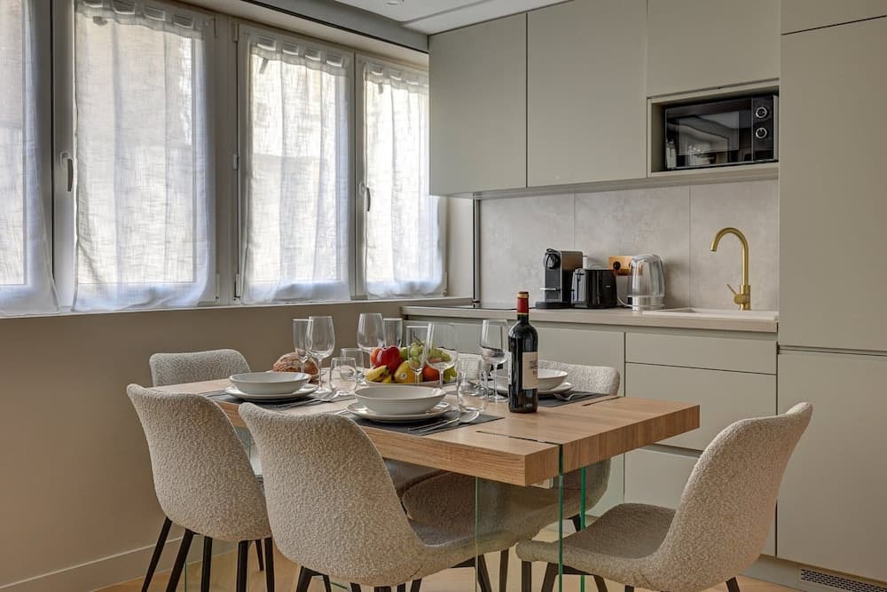 Sublime AC Apartment Eiffel Tower Champs de Mars - photo 11