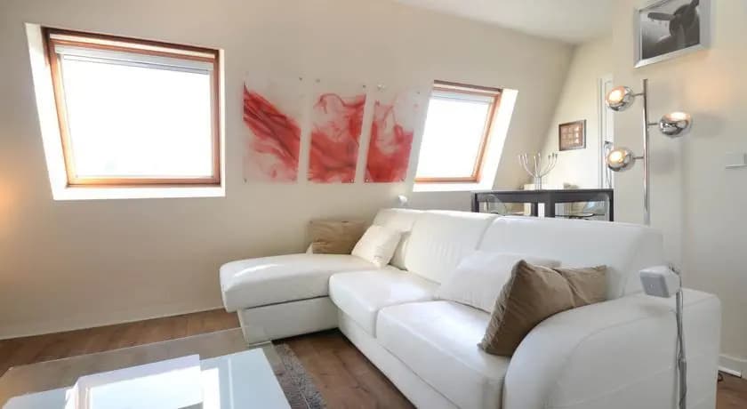 Friendly Rentals Gare Du Nord View Apartment - photo 7