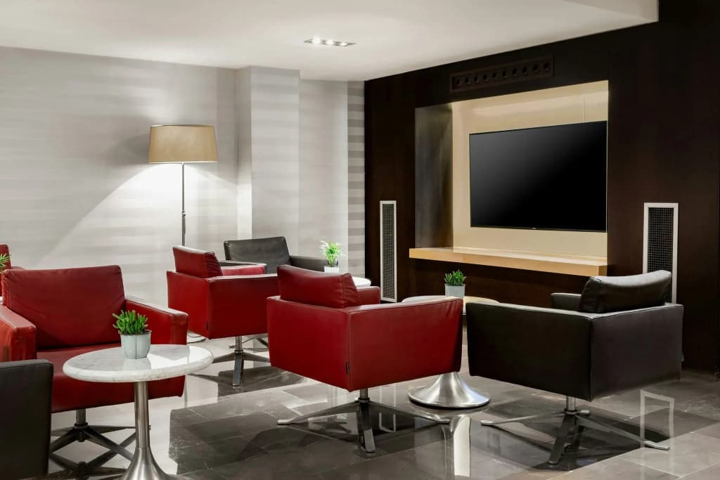 AC Hotel Irla - photo 3