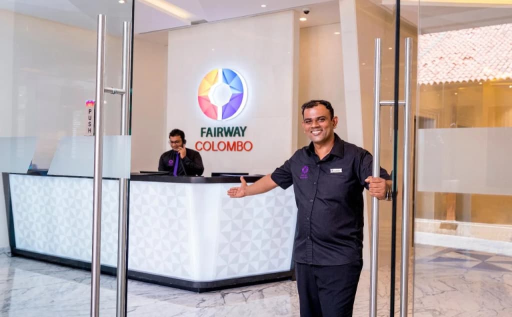 Fairway Colombo - Sri Lanka's First Hotel With Robot Technology - photo 25