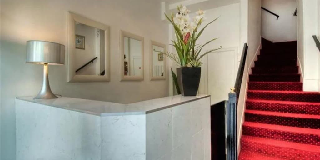 Hotel Edgar Quinet - photo 10