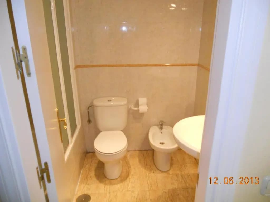 Hotel Barajas Plaza Madrid - photo 11
