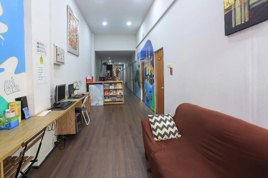 SPOT ON 90236 Zigzag Travellers Home - Hostel - photo 10