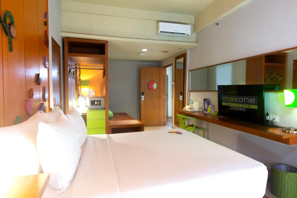 Maxonehotels At Sabang - photo 7