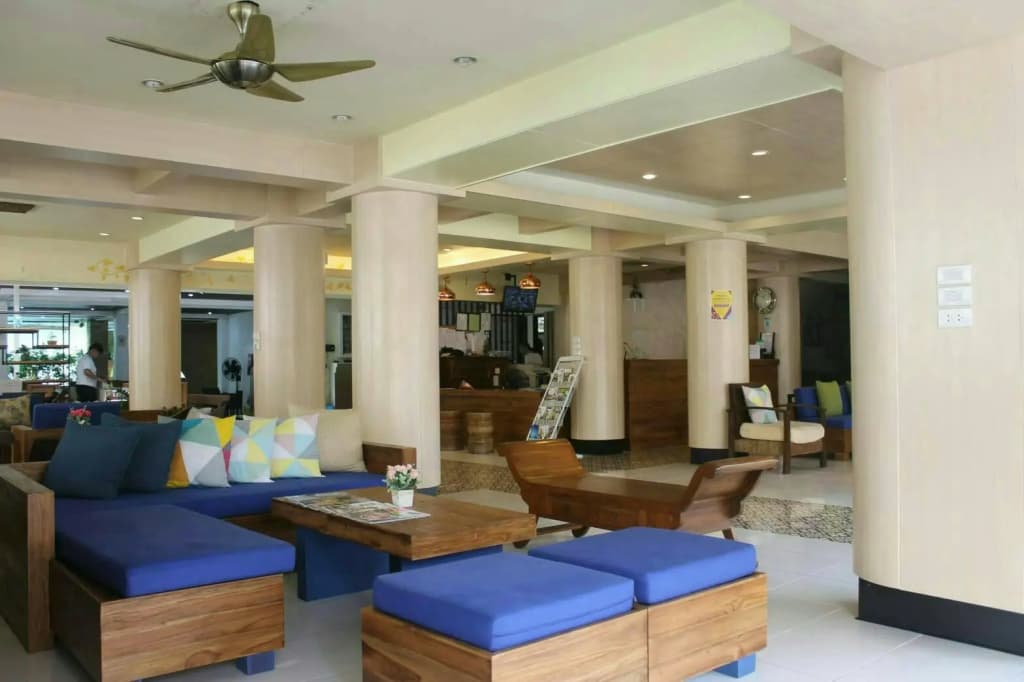 Thana Hotel & Guesthouse - photo 12