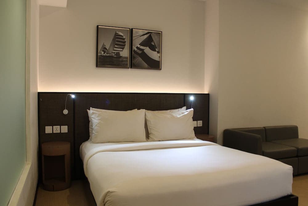 Le Mansion Senopati Hotel - photo 3
