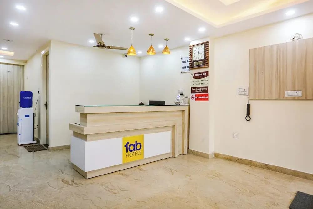 Fabhotel Taugan Inn - photo 2
