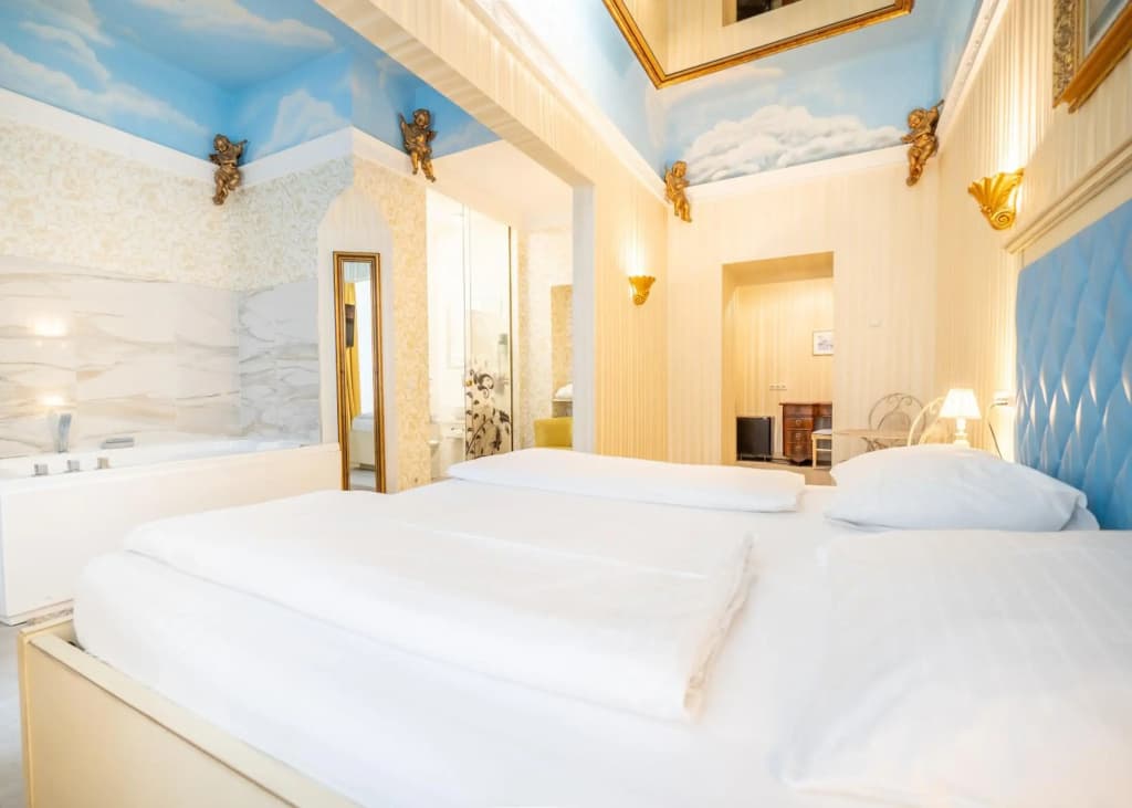 Hotel Urania - photo 3