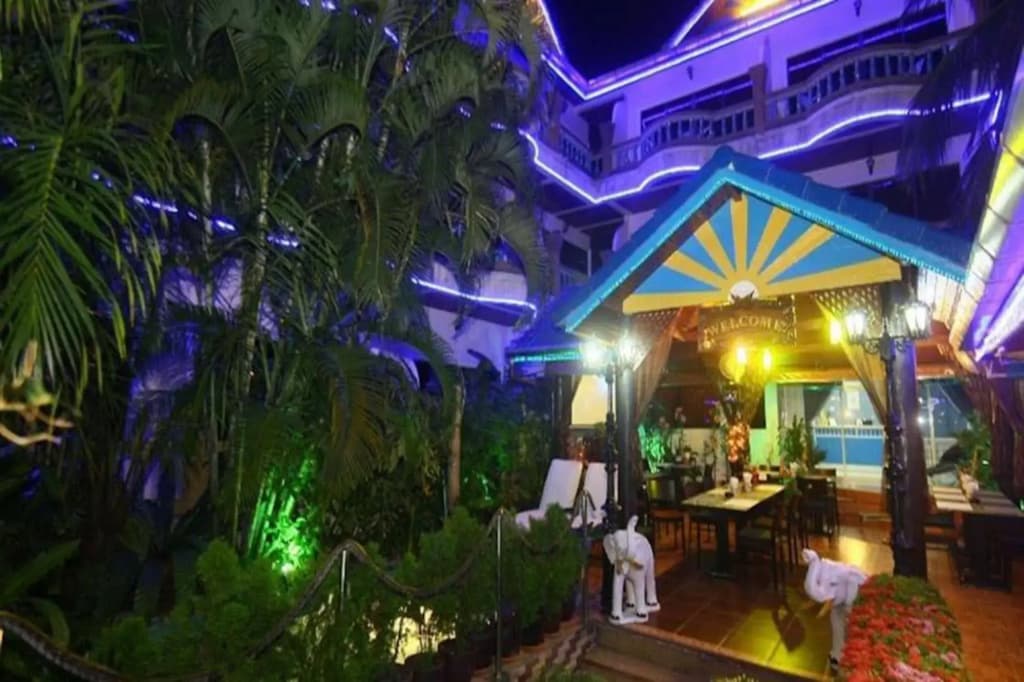 Patong Sunbeach Mansion - photo 15