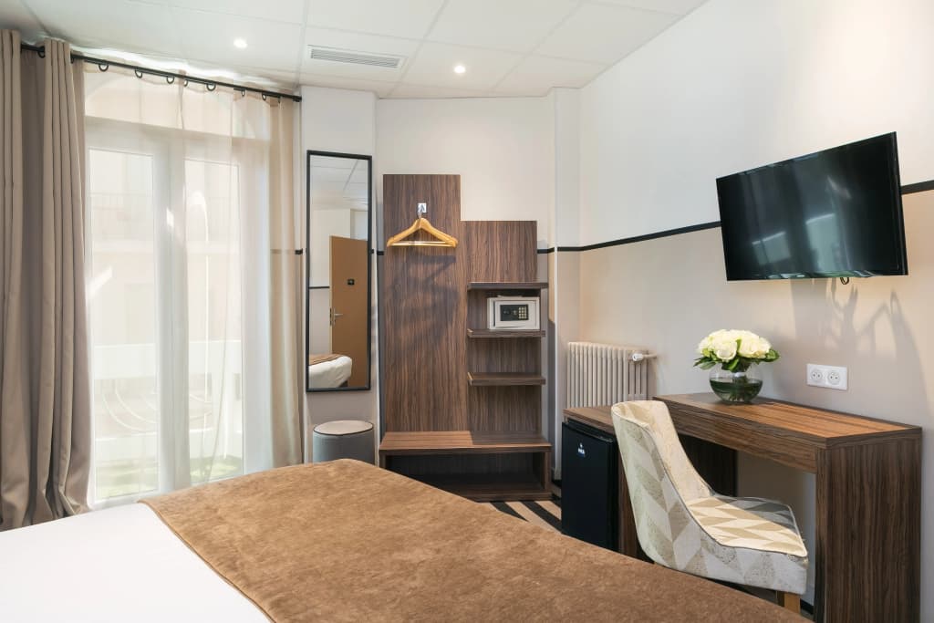 Hôtel Locarno Nice - photo 7