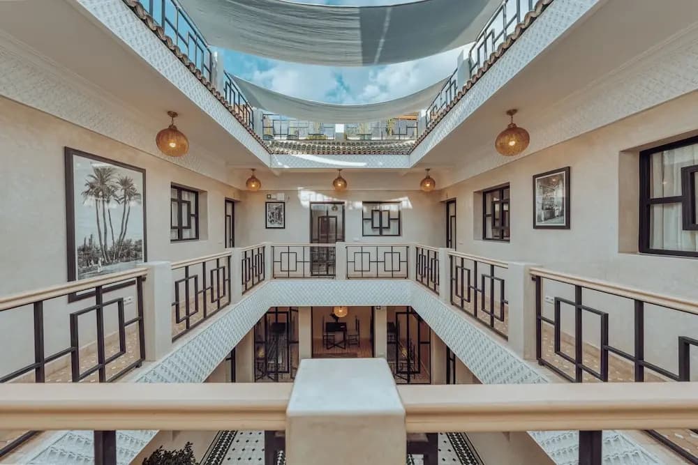 Riad Valentine - photo 16