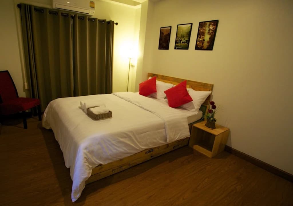 Nap Box Hostel - photo 3