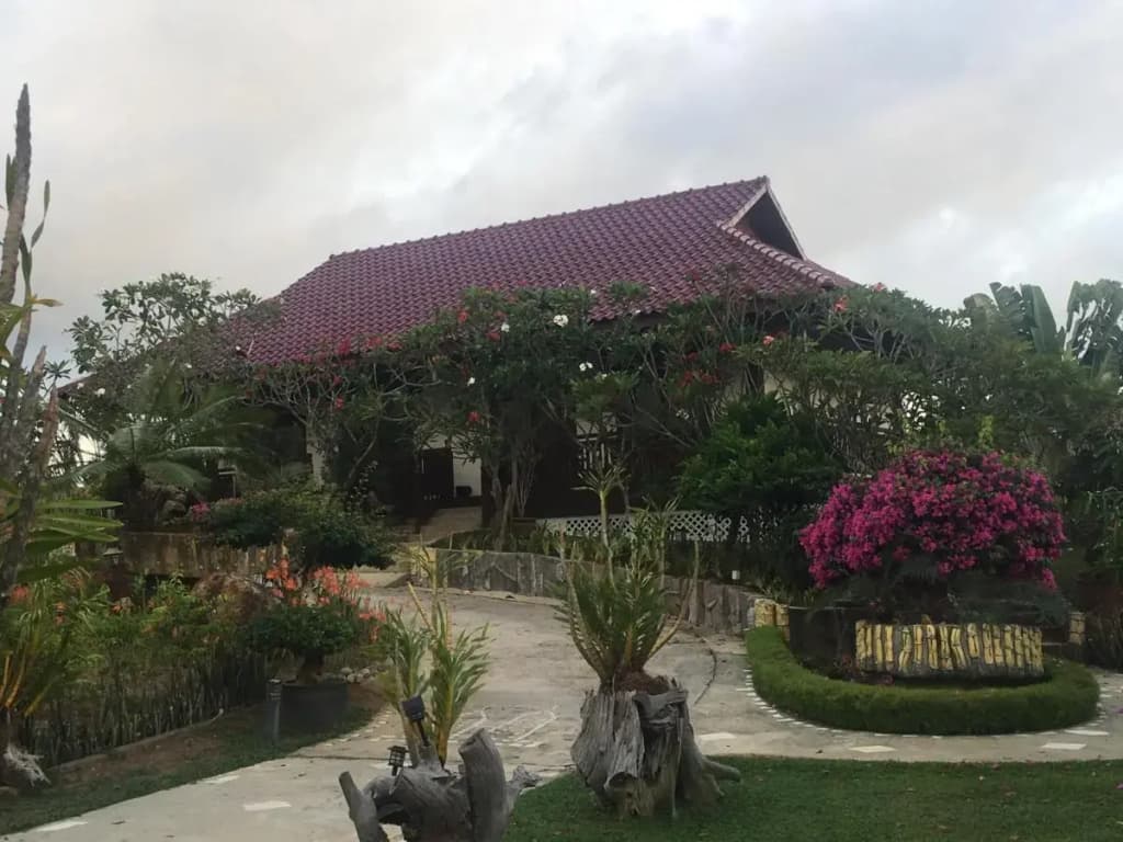 Singgahsana Villa - photo 11
