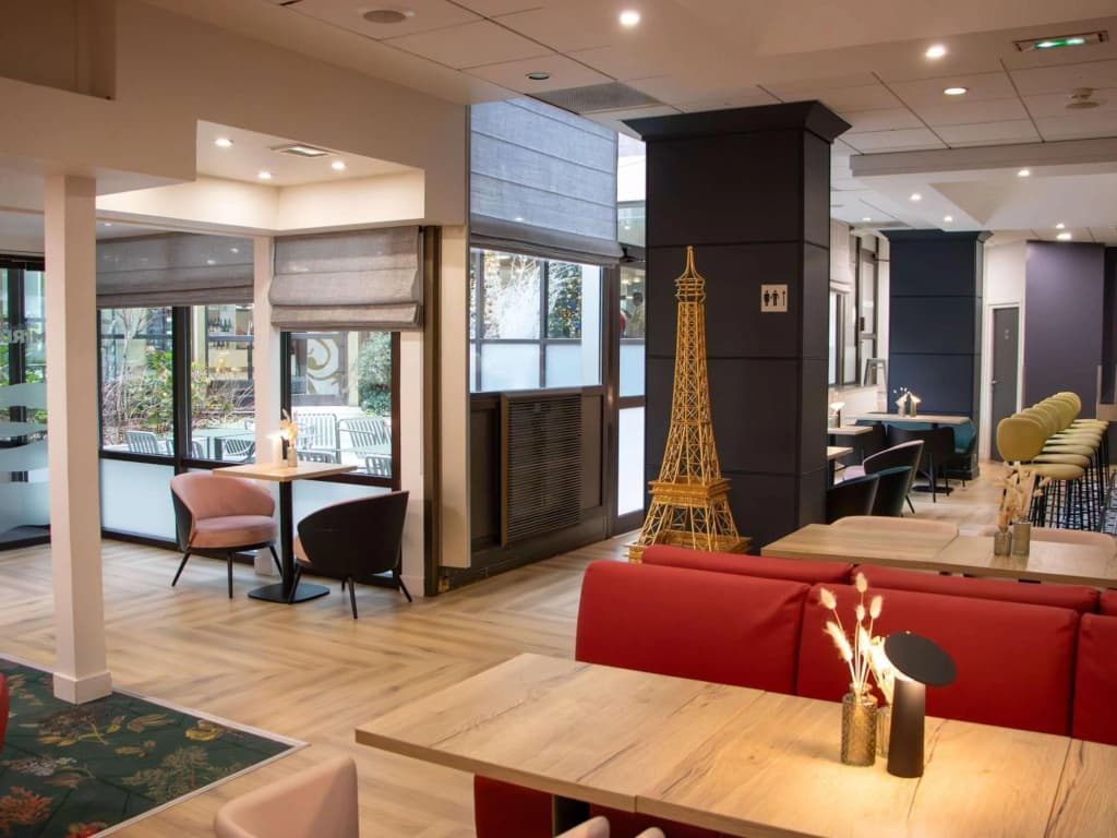 Mercure Paris Centre Tour Eiffel Hotel - photo 28